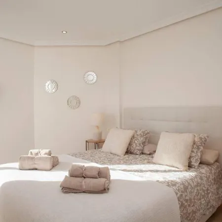 New! Renovated Flat In 公寓